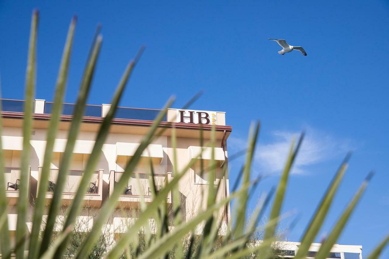Hotel Biagi & Residence リド・ディ・カマイオーレ エクステリア 写真